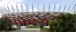 Metal extendido RMIG usado en la Fachada del Estadio Nacional de Varsovia